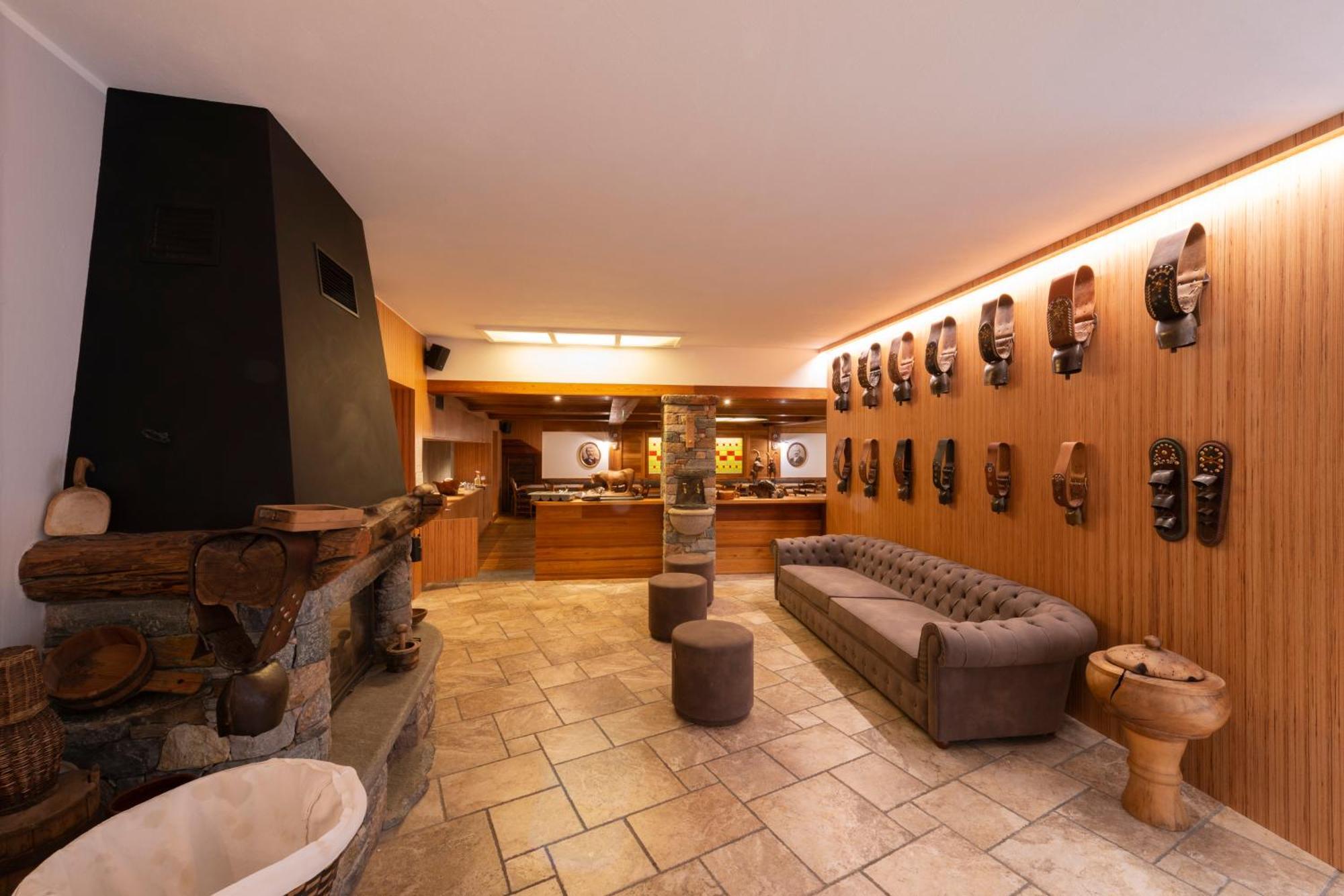 Hotel Zerbion Torgnon Ngoại thất bức ảnh